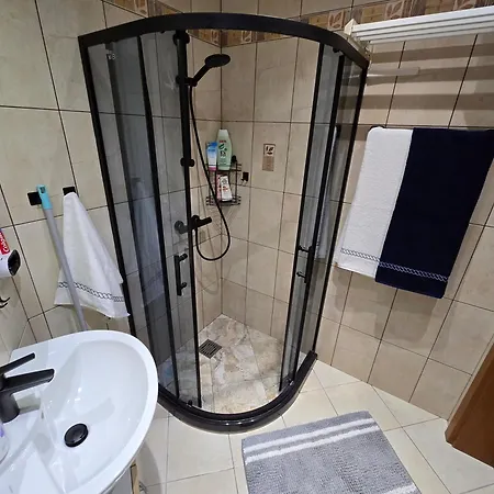 Appartement Pool & Bbq Garden Oasis, Quiet Relaxation Near The Beach, Free Parking, Fast Wifi Varna